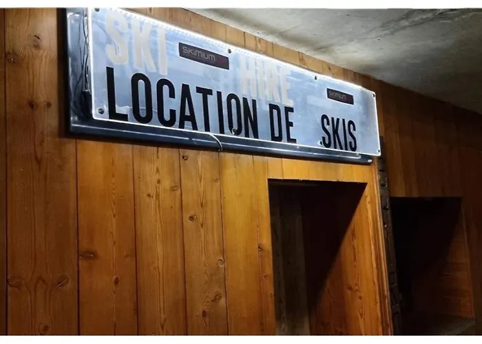 Ξενοδοχείο Ibiza - Hammam - Jacuzzis - Piscine Chauffee 3*