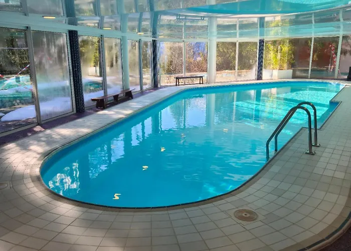 Ibiza - Hammam - Jacuzzis - Piscine Chauffee 3*