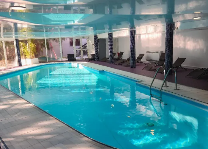 Ibiza - Hammam - Jacuzzis - Piscine Chauffee 3* Λε Ντεζ Αλπ