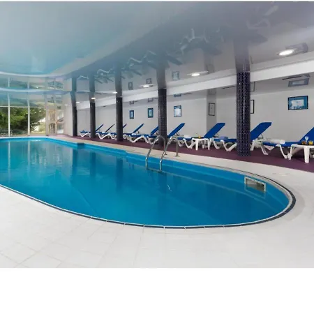 Ibiza - Hammam - Jacuzzis - Piscine Chauffée Hotel 3*