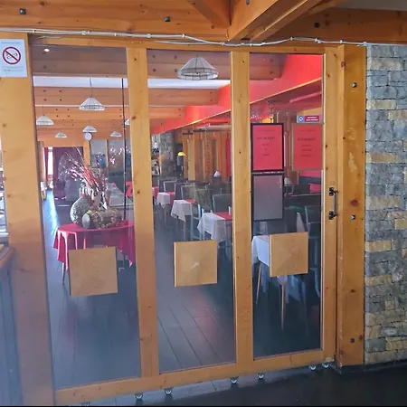 Hotel Le Cocon Des 2 Alpes, Spa, Jacuzzi, Piscine Chauffee 3*