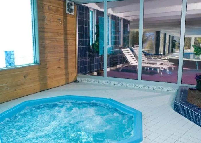 Ibiza - Hammam - Jacuzzis - Piscine Chauffee 3* Les Deux Alpes